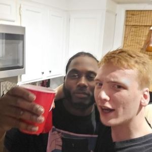 Meet your Posher, Hunter